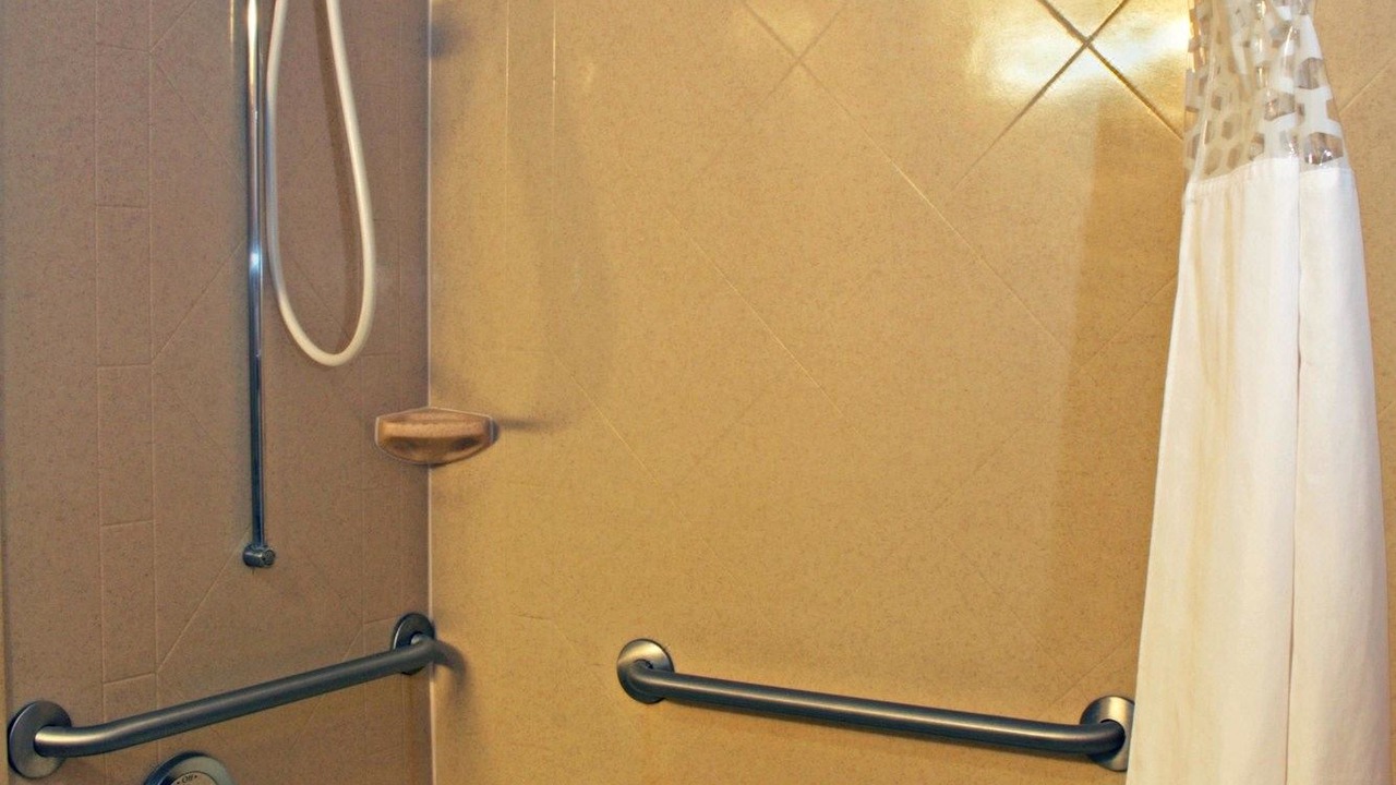 Photo of Bathroom in Norfolk - Virginia Beach