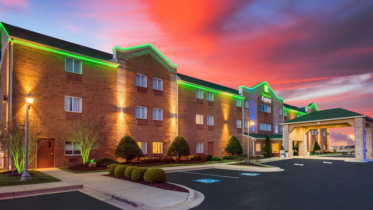 Photo of Buildings in Kent Narrows