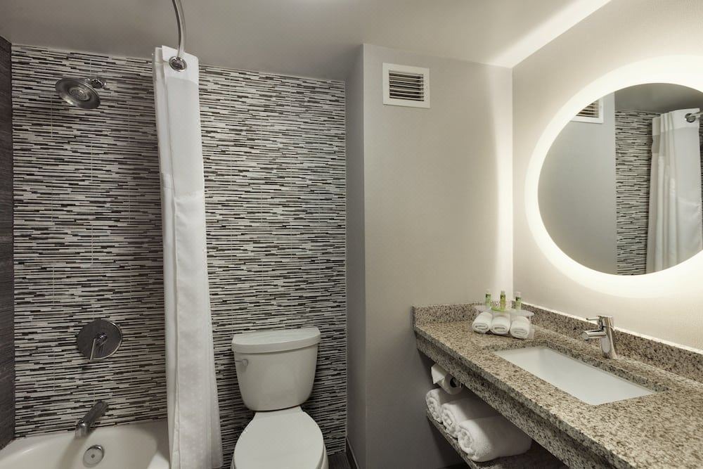 Photo of Bathroom in Lightfoot