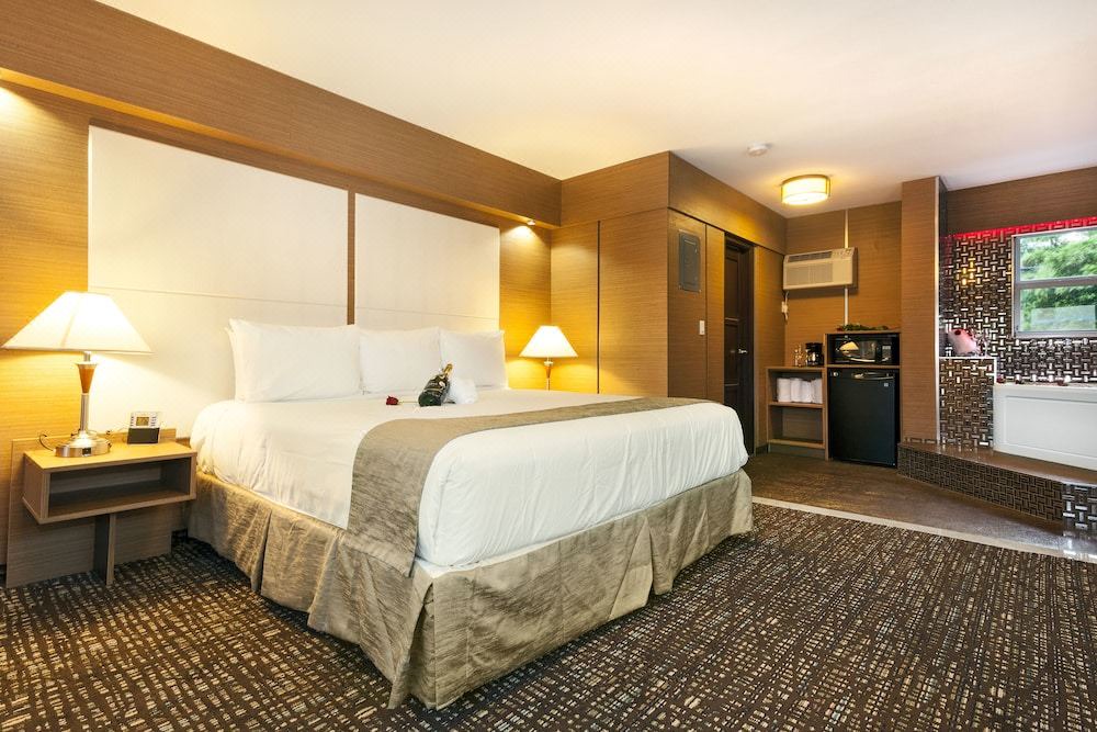 Photo of Bedroom in Galt Mile