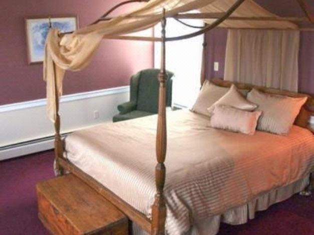 Photo of Bedroom in Newburyport