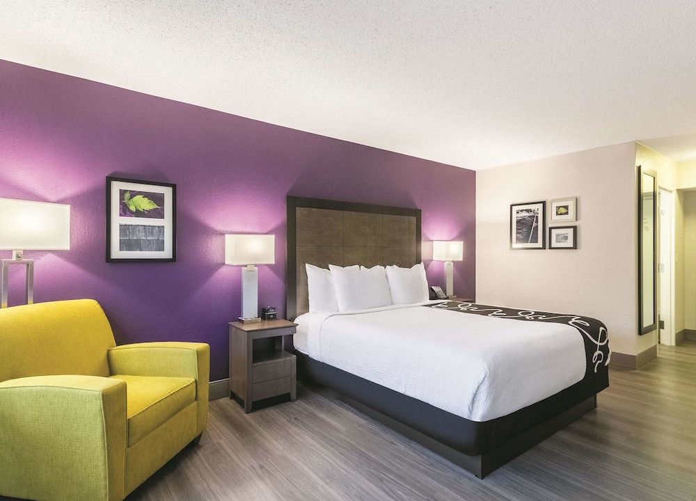 Photo of Bedroom in Northeast Virginia Beach