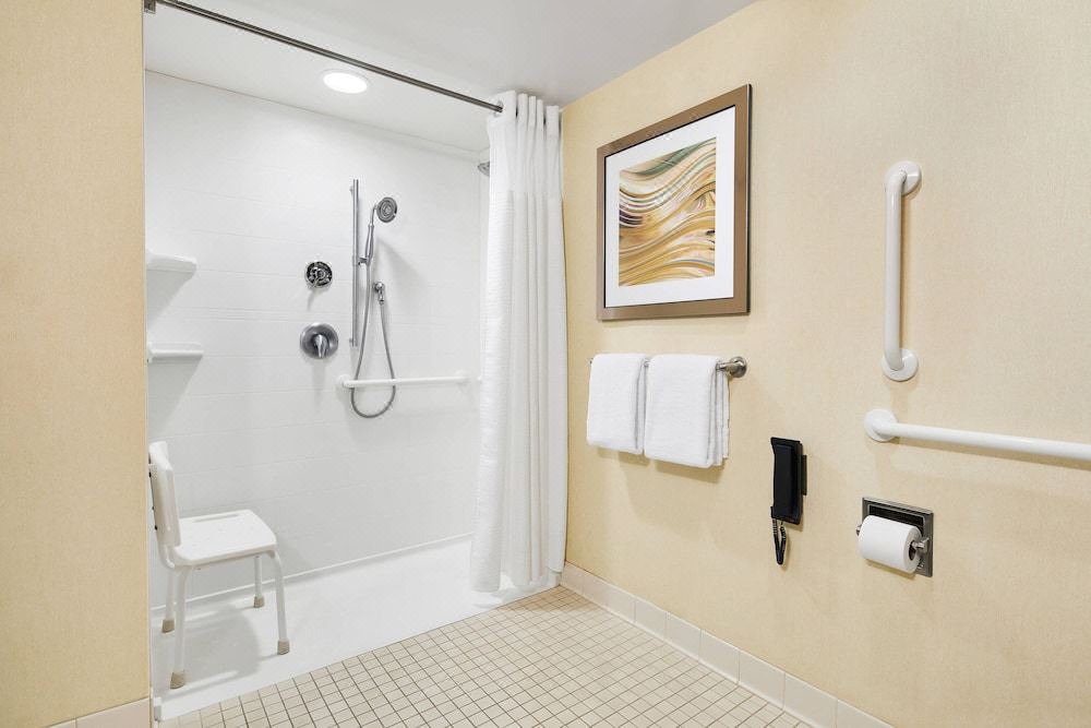 Photo of Bedroom in Downtown Newark