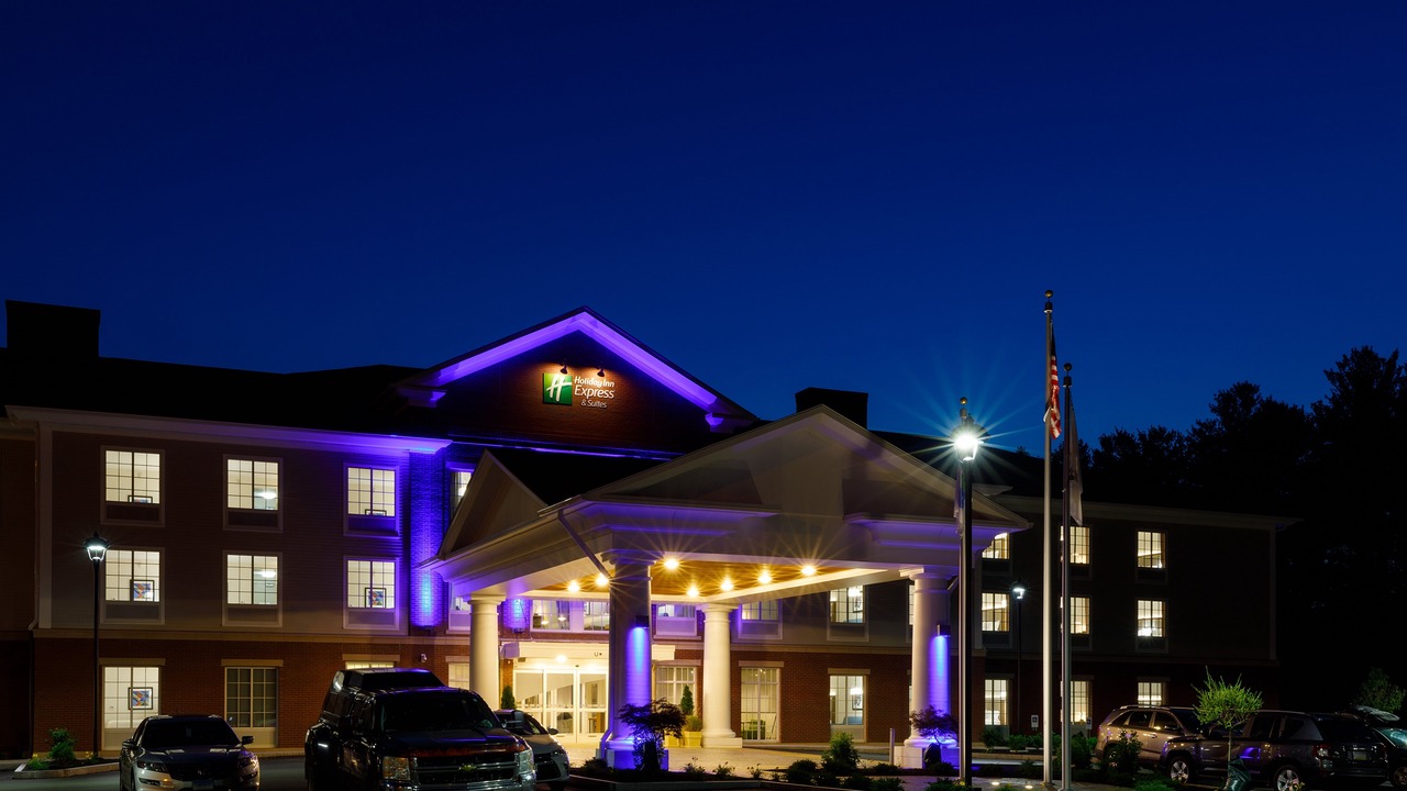 Photo of Buildings in Sturbridge
