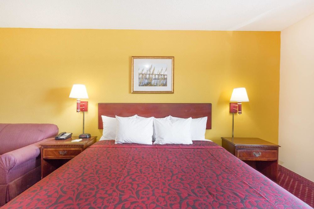 Photo of Bedroom in Tappahannock