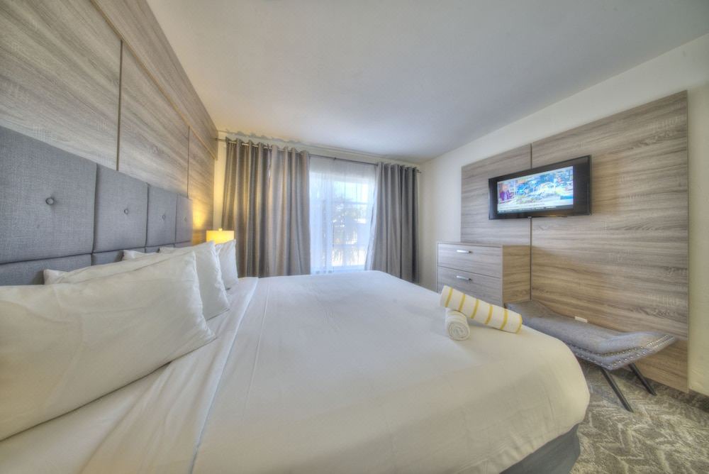 Photo of Bedroom in Pompano Beach