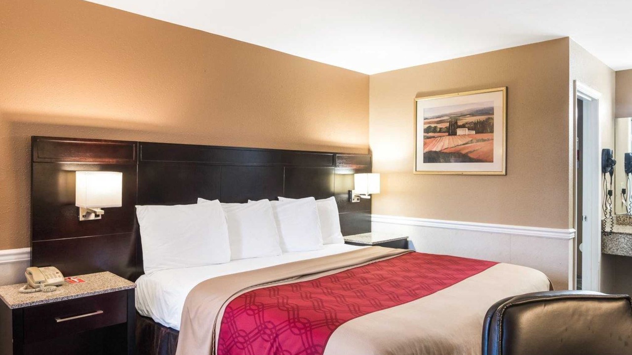 Photo of Bedroom in Princess Anne