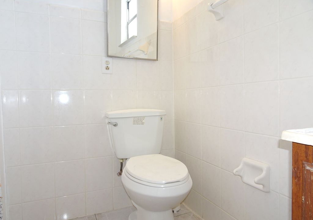 Photo of Bathroom in Poinciana Park
