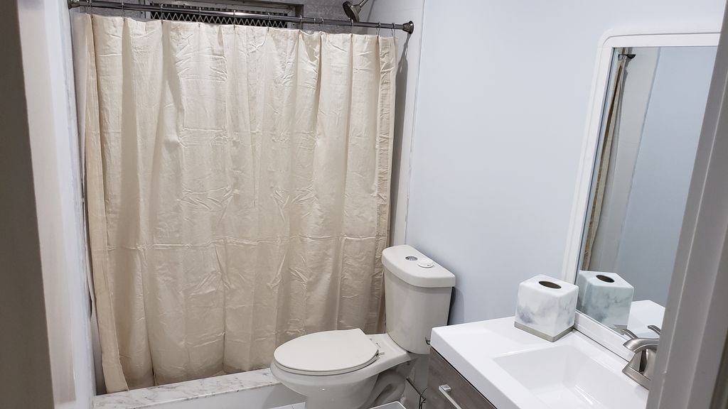 Photo of Bathroom in Coral Ridge Isles