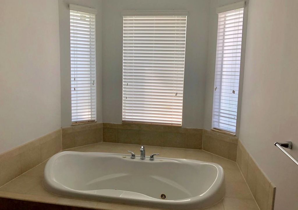 Photo of Bathroom in Croissant Park