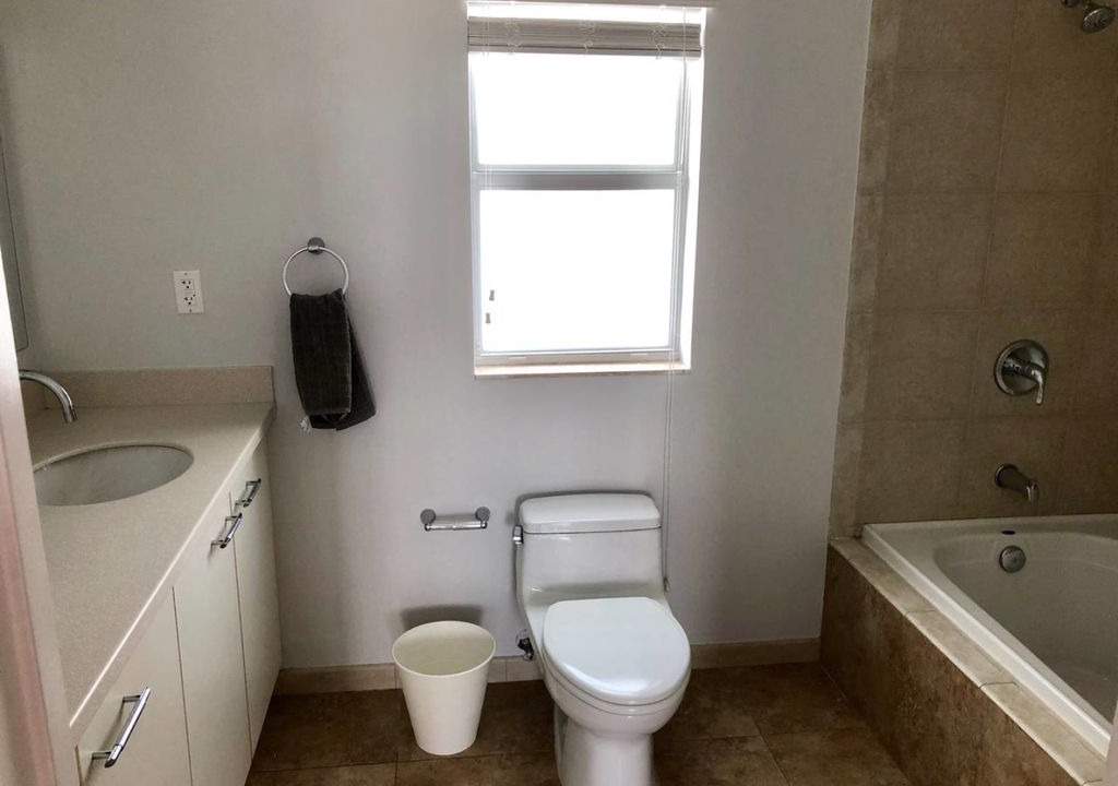 Photo of Bathroom in Croissant Park