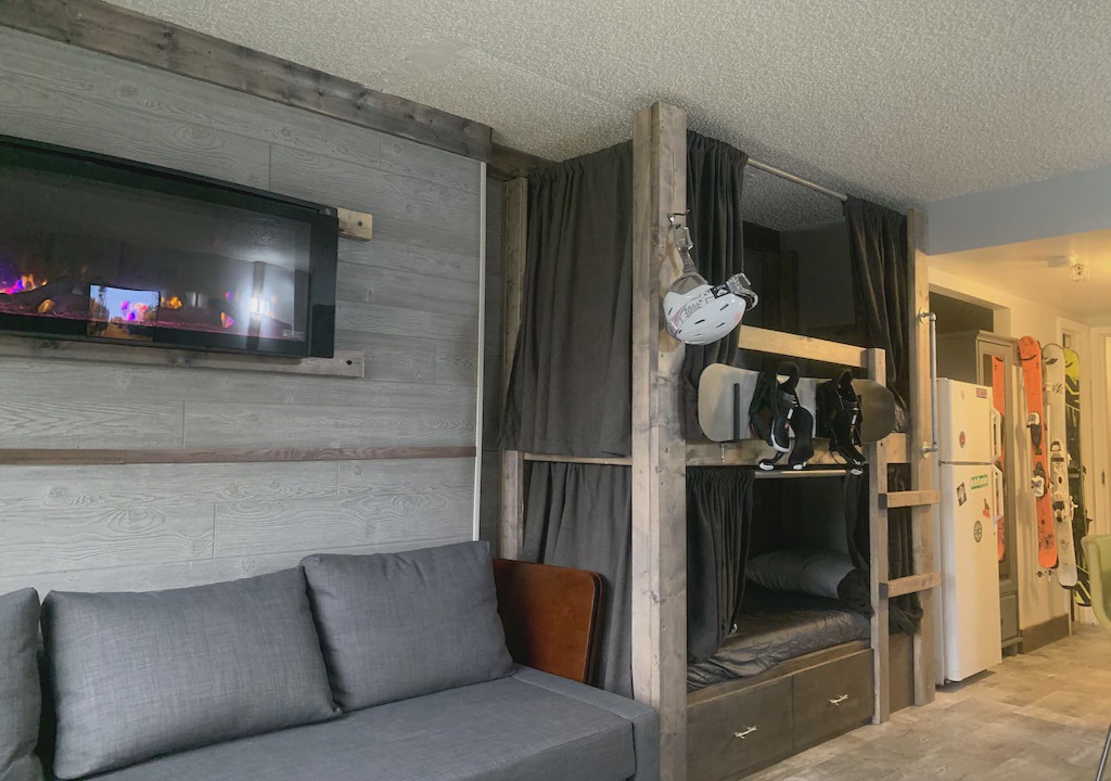 Photo of Livingroom in Snowshoe