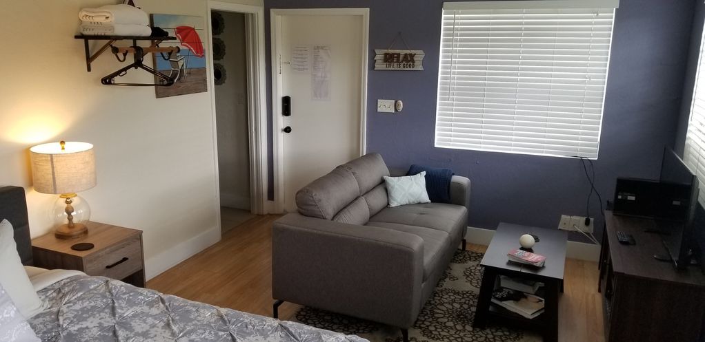 Photo of Livingroom in Central Fort Lauderdale