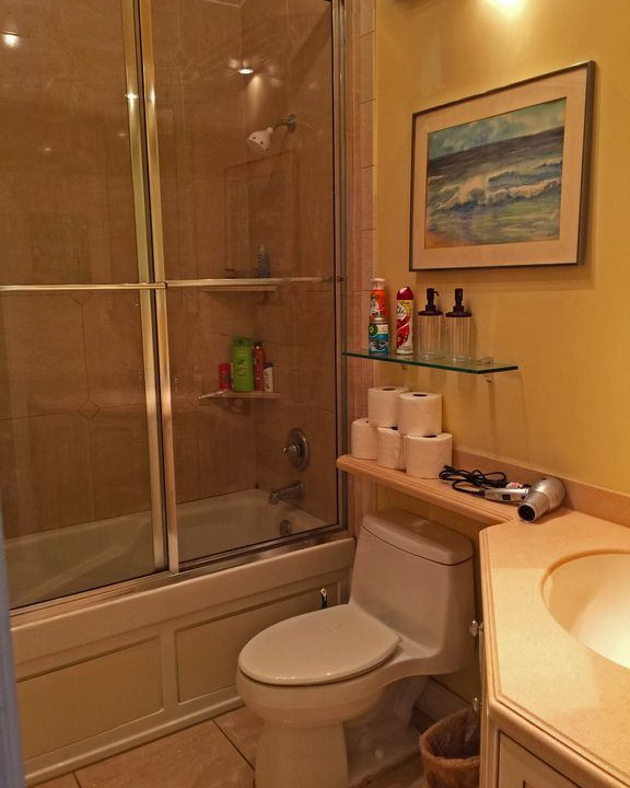 Photo of Bathroom in Royal Poinciana