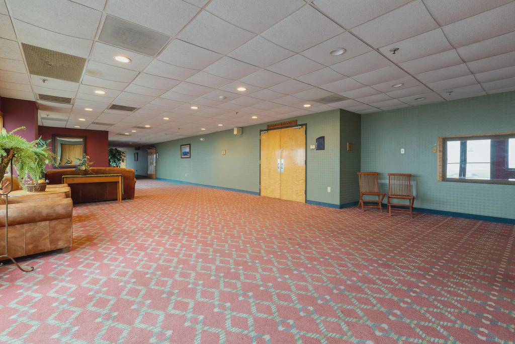 Photo of Others in Edray