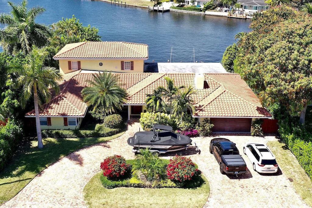 Photo of Buildings in Coral Ridge