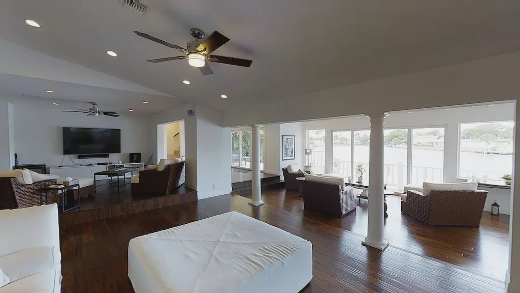Photo of Livingroom in Coral Ridge