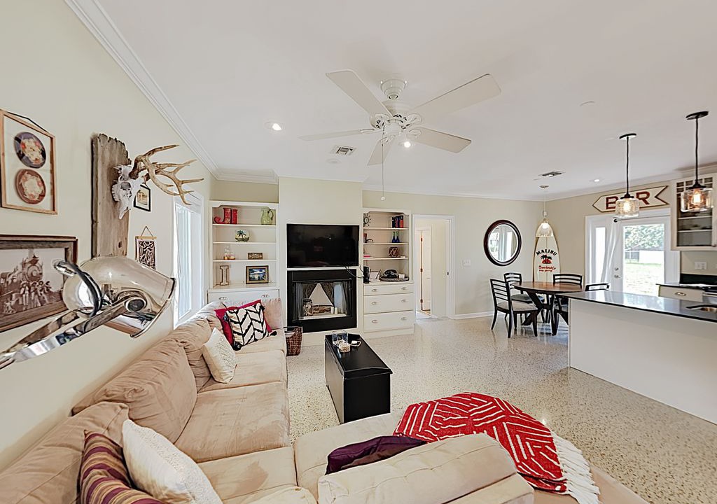 Photo of Livingroom in Tarpon River