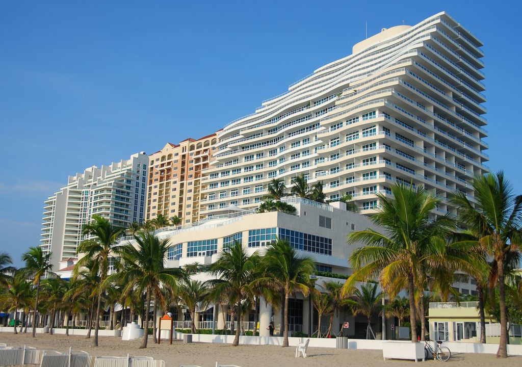 Photo of Buildings in Tarpon River