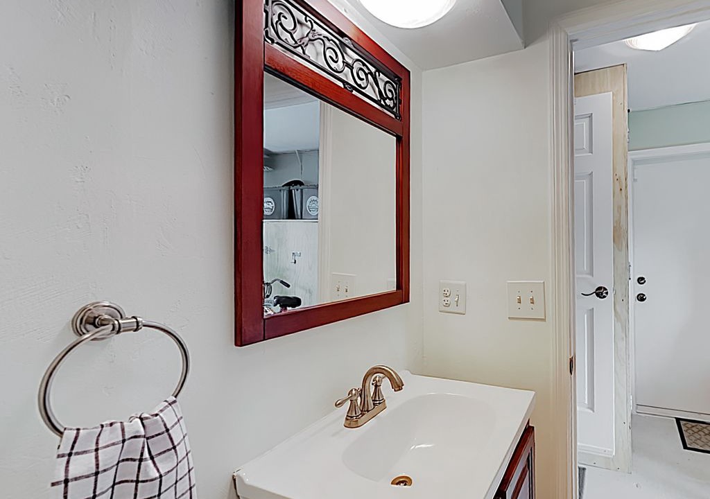 Photo of Bathroom in Tarpon River