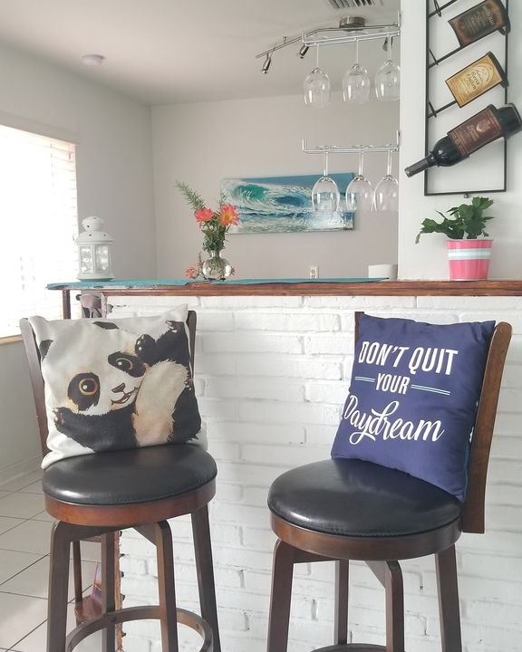 Photo of Livingroom in North Central Hollywood