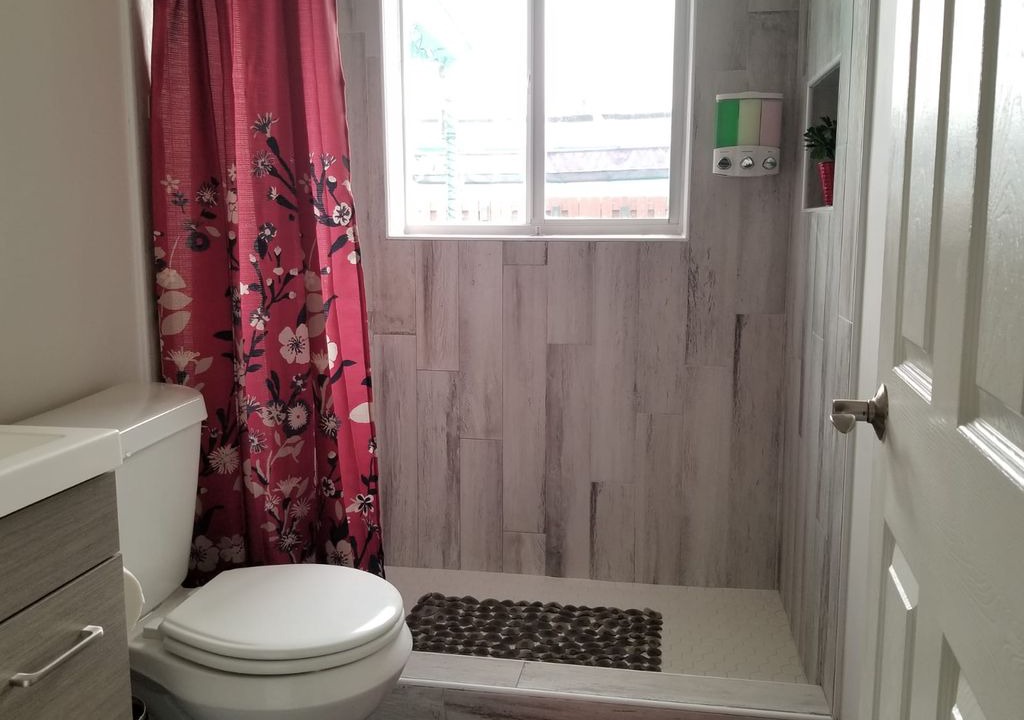 Photo of Bathroom in North Central Hollywood