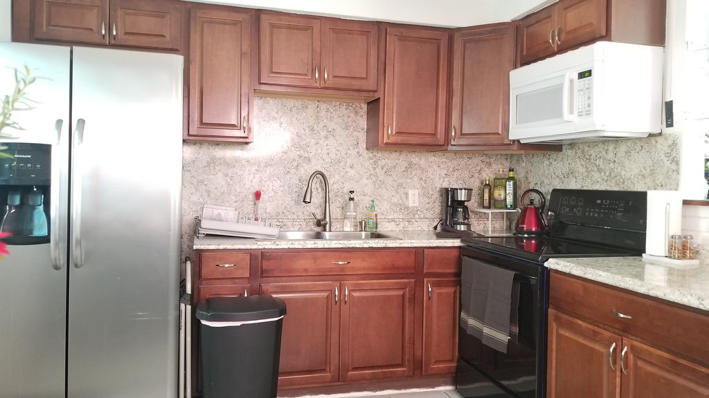 Photo of Kitchen in North Central Hollywood