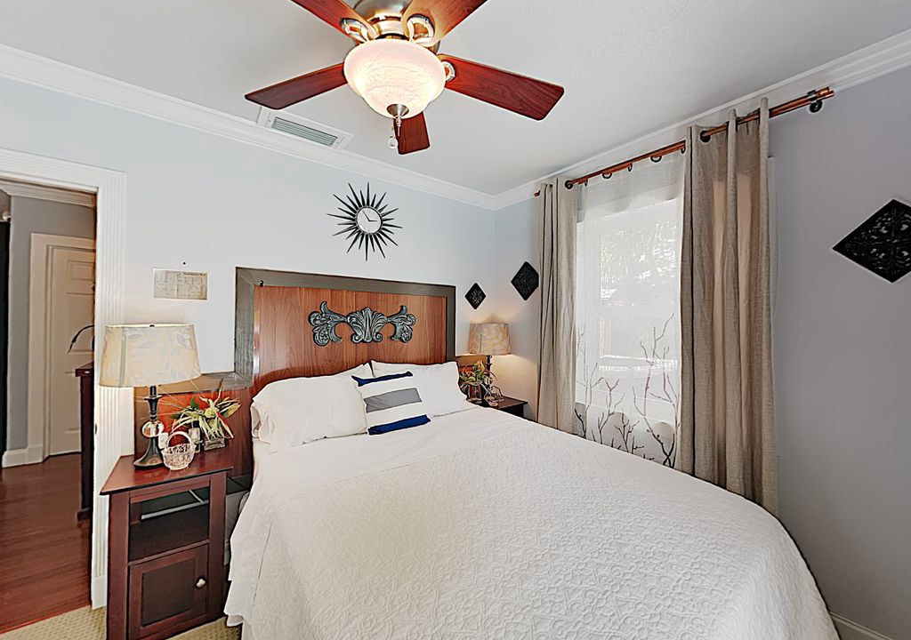 Photo of Bedroom in South Middle River