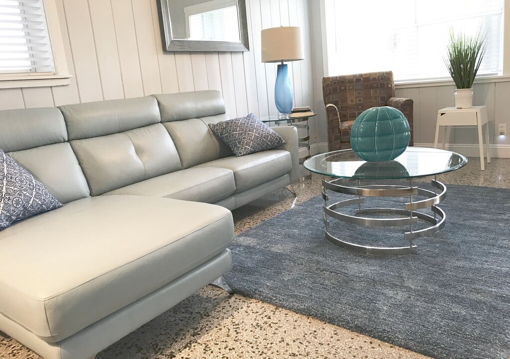 Photo of Livingroom in Middle River Terrace