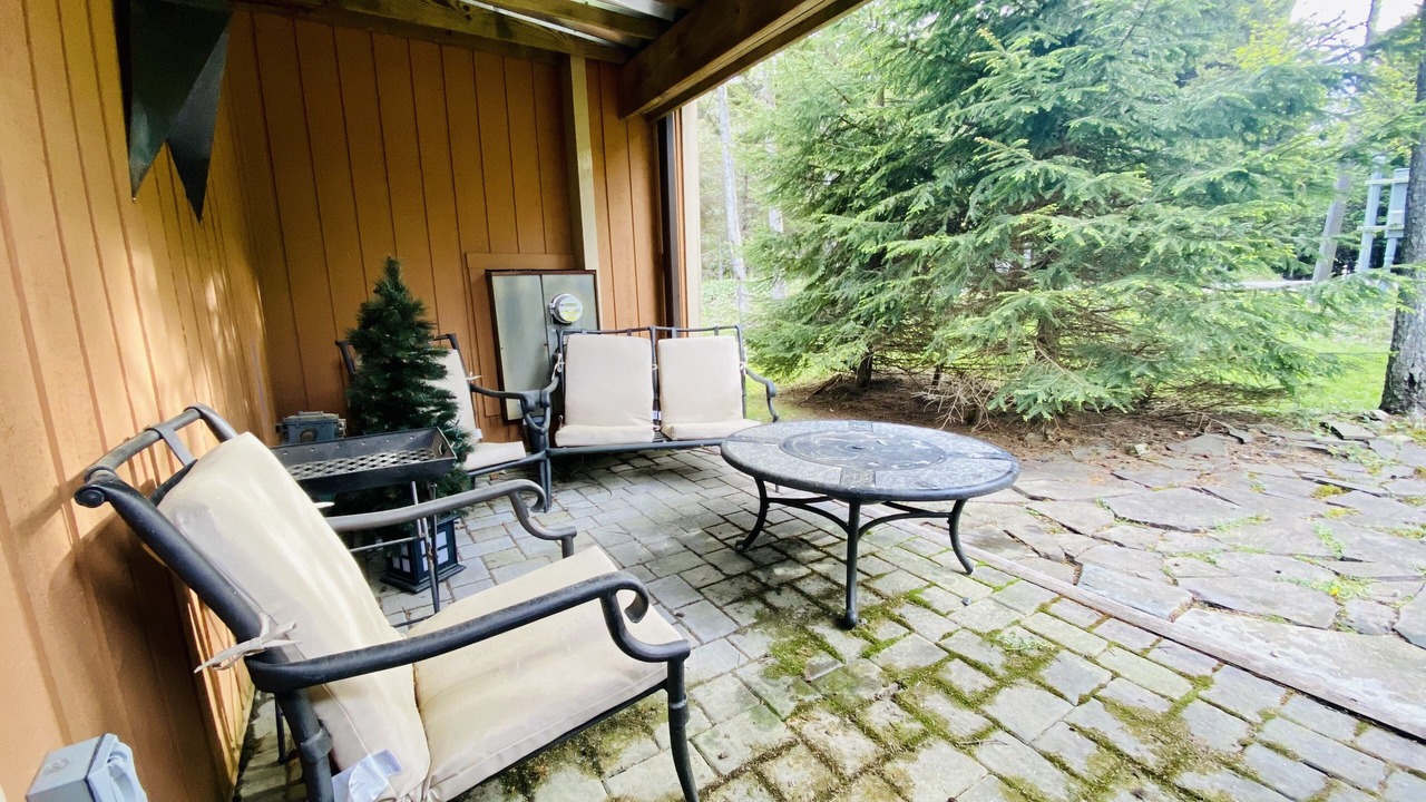 Photo of Outdoor in Edray