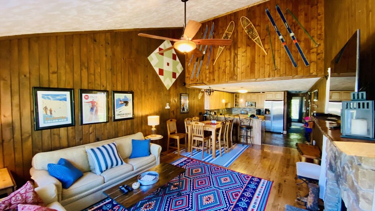 Photo of Livingroom in Edray