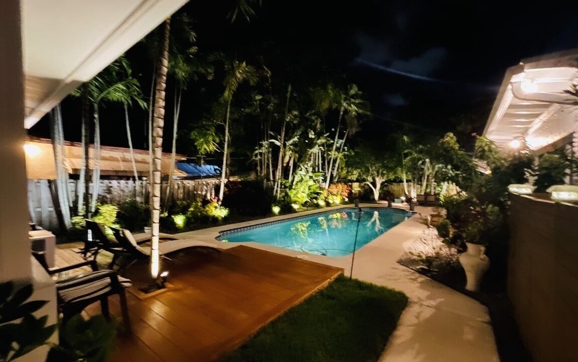 Photo of Outdoor in Hollywood Lakes