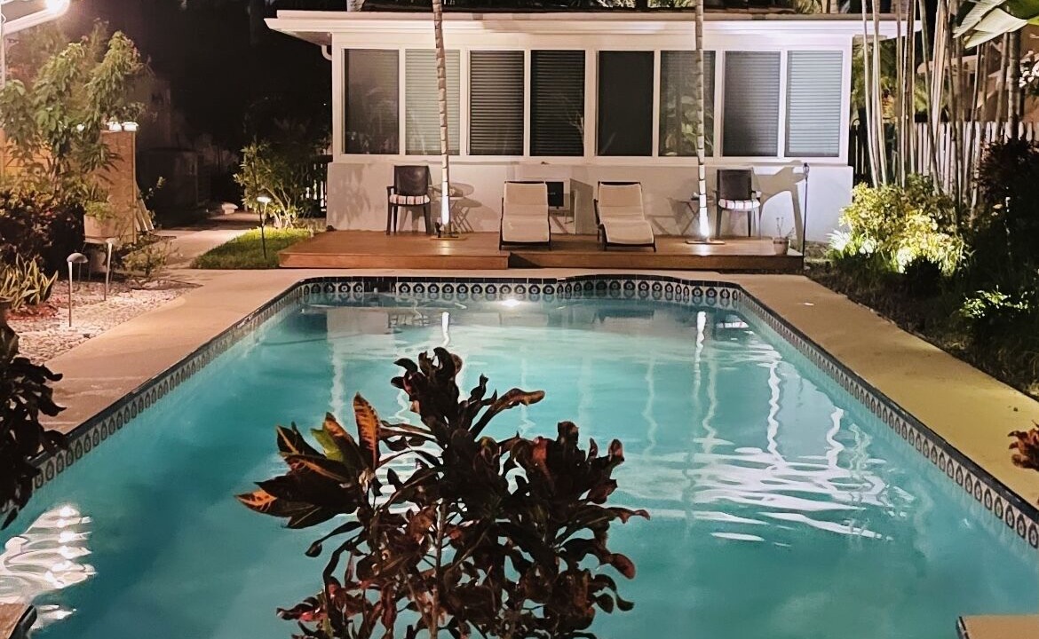 Photo of Outdoor in Hollywood Lakes