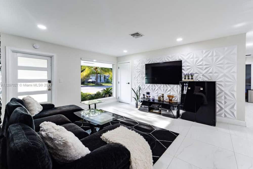 Photo of Livingroom in Boulevard Heights
