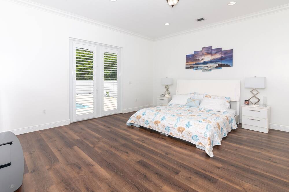 Photo of Bedroom in Dania Beach