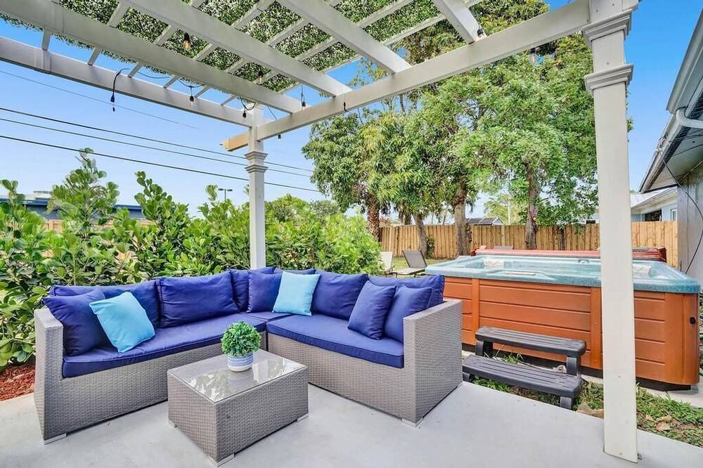 Photo of Patio Balcony in Deerfield Beach