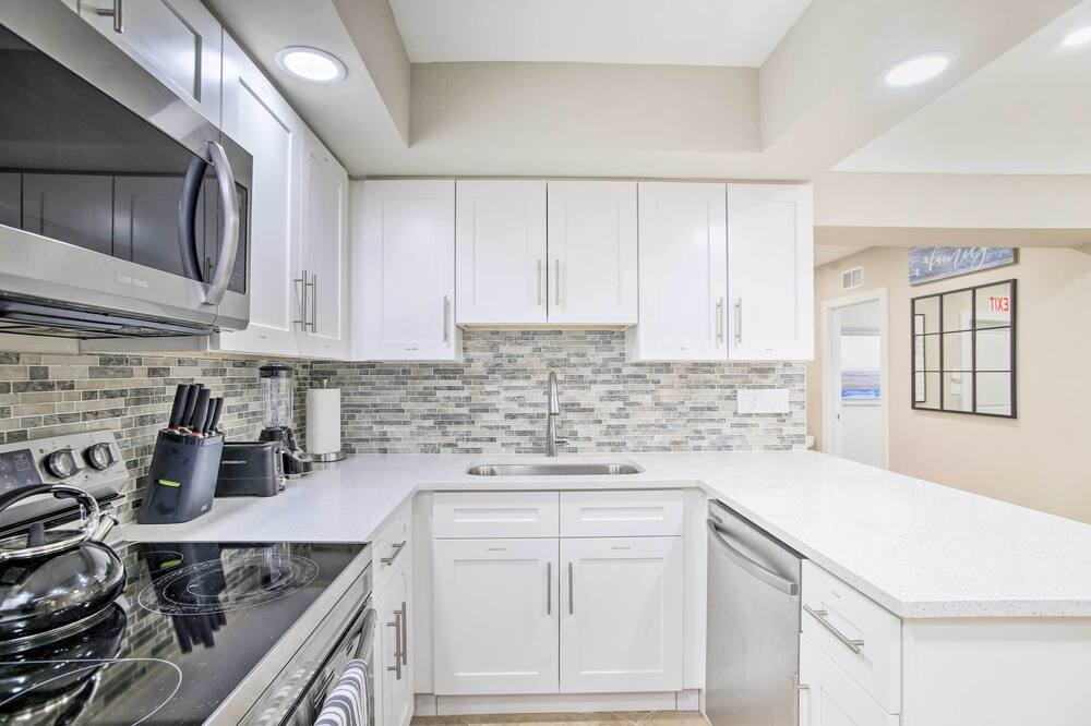 Photo of Kitchen in Coral Ridge Isles