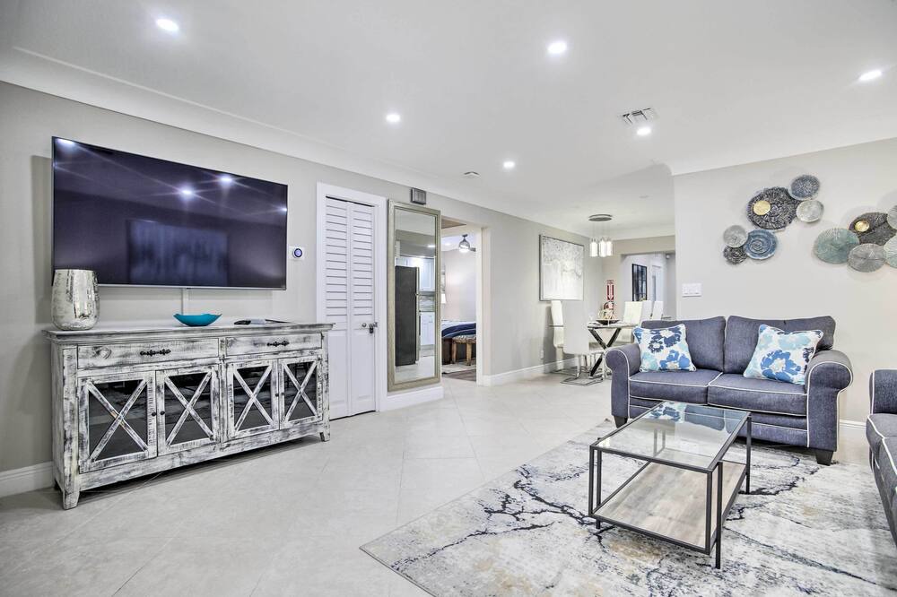 Photo of Bedroom in Coral Ridge Isles