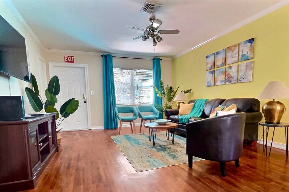 Photo of Bedroom in Highland Garden