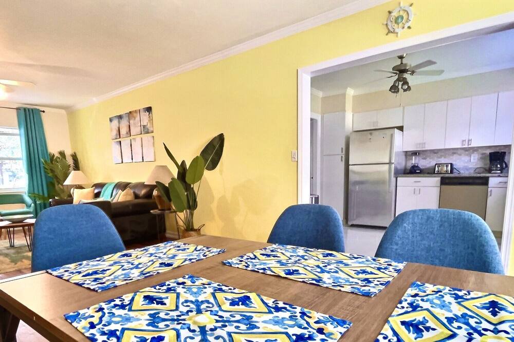 Photo of Bedroom in Highland Garden