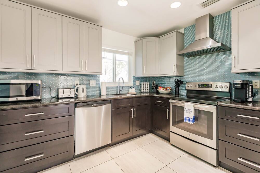 Photo of Kitchen in Central Corals
