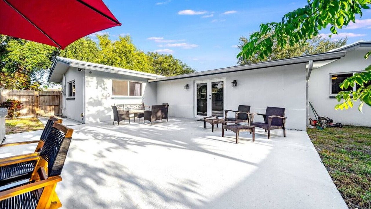 Photo of Patio Balcony in Coral Ridge Isles
