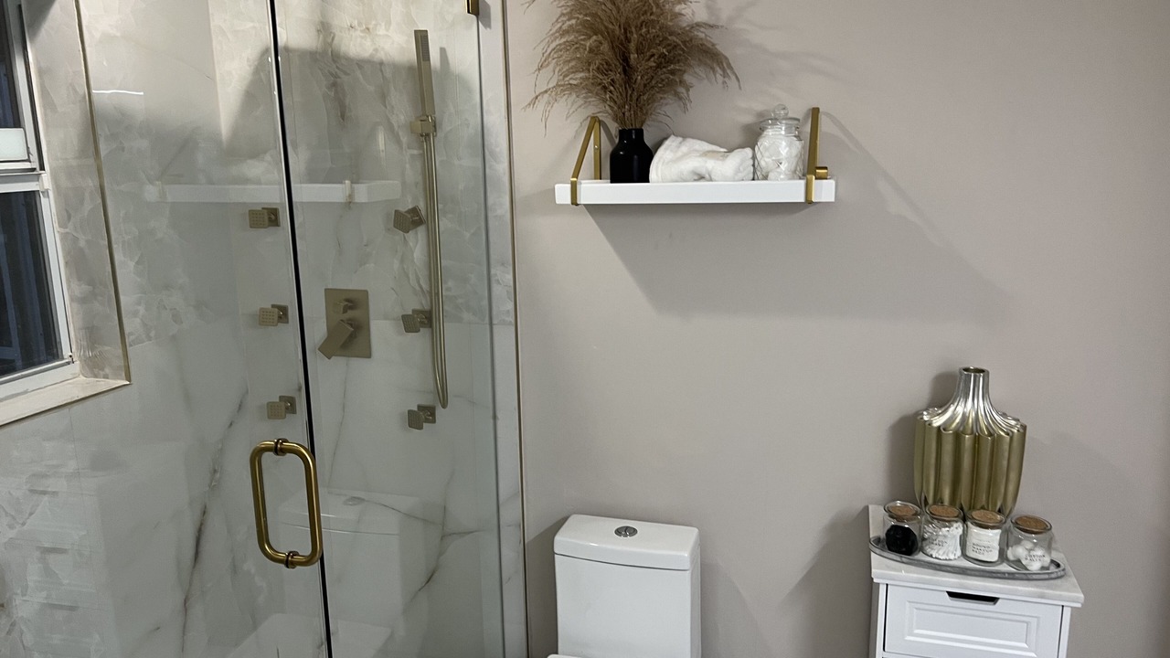 Photo of Bathroom in Tamarac