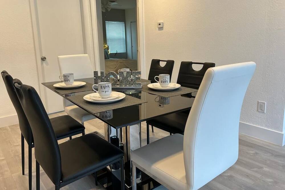 Photo of Kitchen in North Central Hollywood