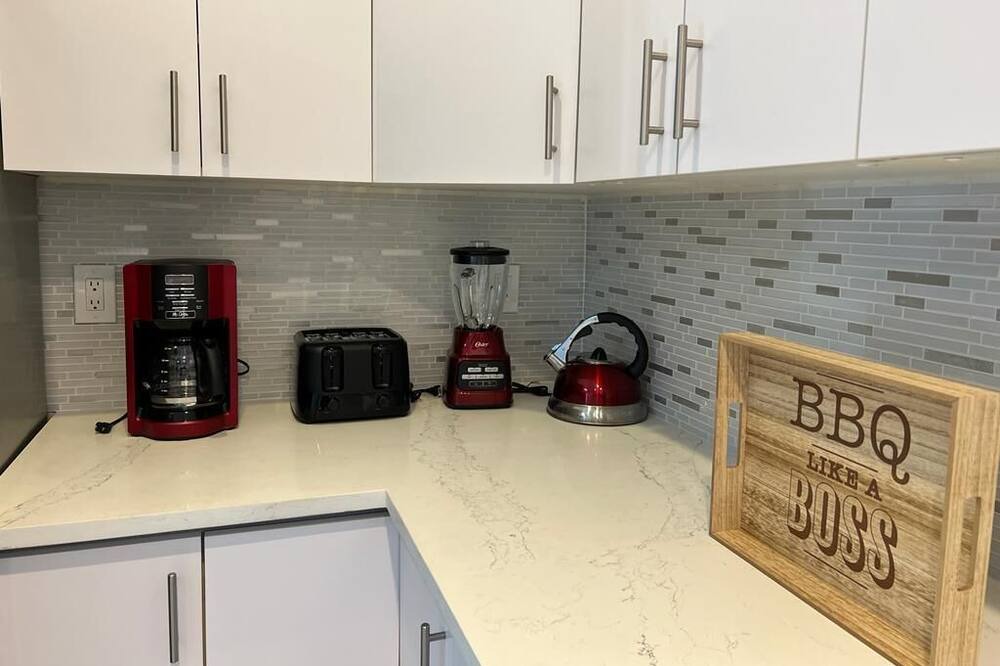 Photo of Kitchen in North Central Hollywood
