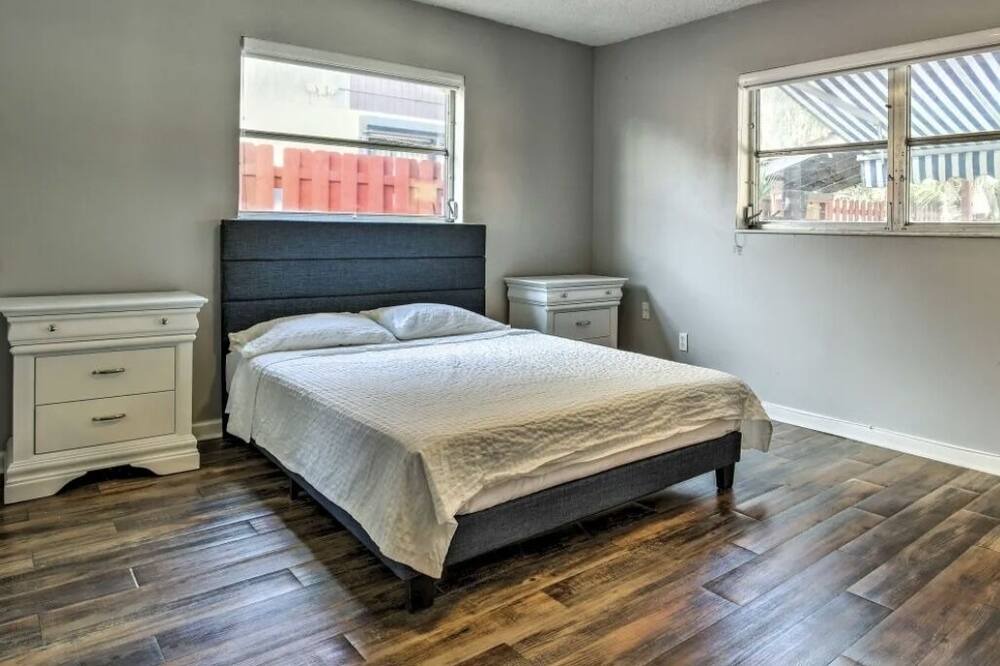 Photo of Bedroom in Pembroke Pines