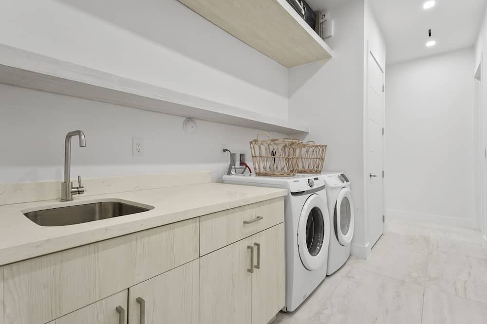Photo of Kitchen in Hendricks and Venice Isles