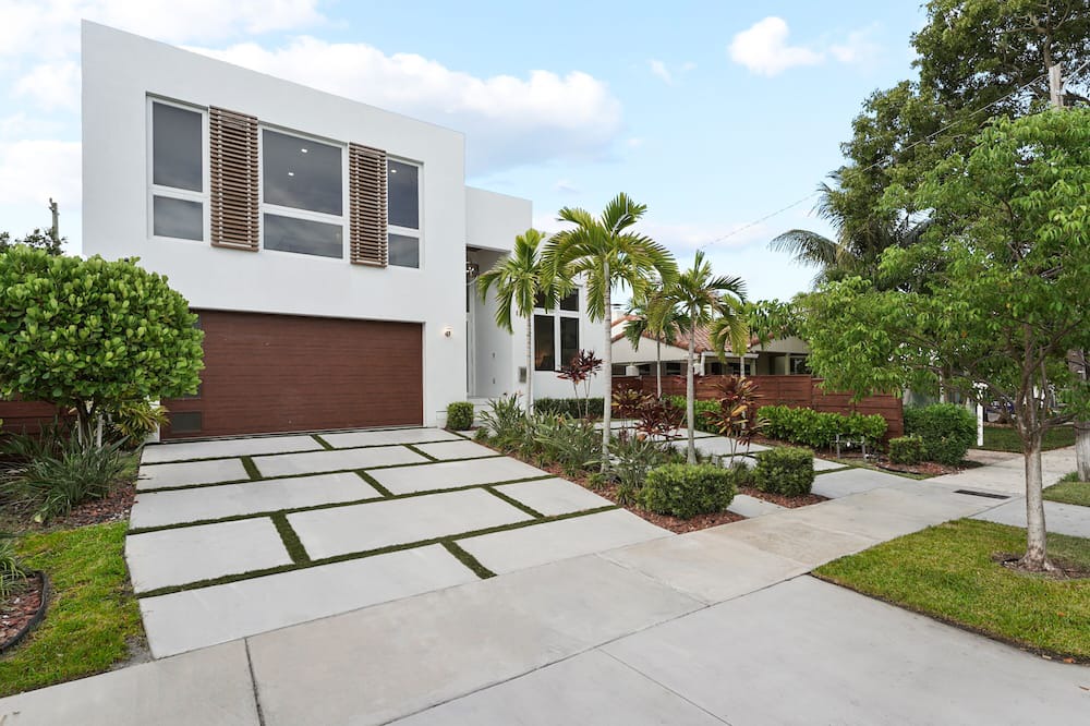 Photo of Outdoor in Hendricks and Venice Isles
