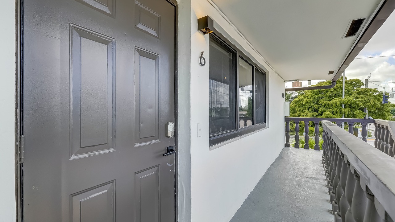 Photo of Outdoor in Imperial Point