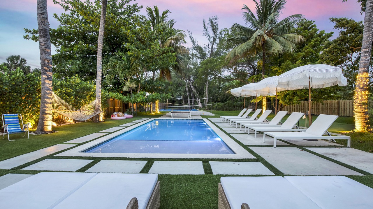 Photo of Outdoor in North Miami